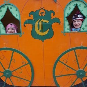 Meet your Posher, Isabel